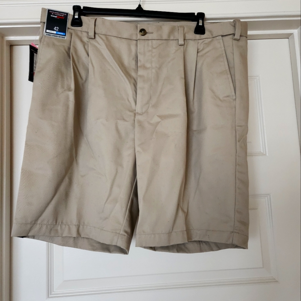 Roundtree and yorke travelsmart khaki shorts 42
